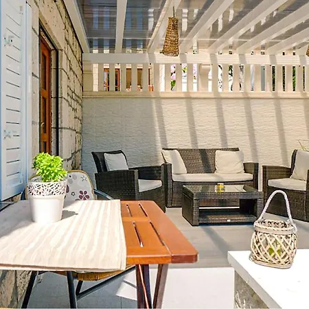 2 Bedroom Amazing In *